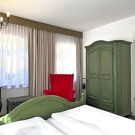 Forsthaus 3*